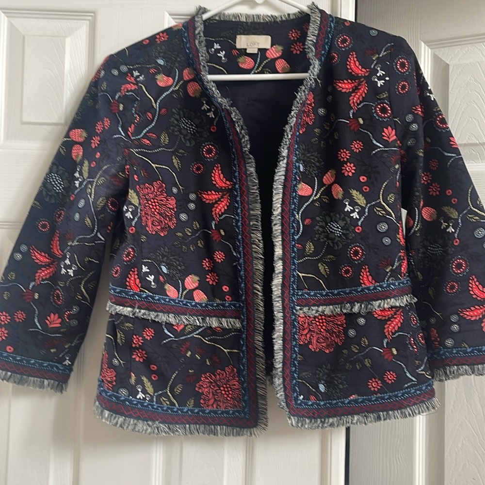 Fitted LOFT waist length blazer